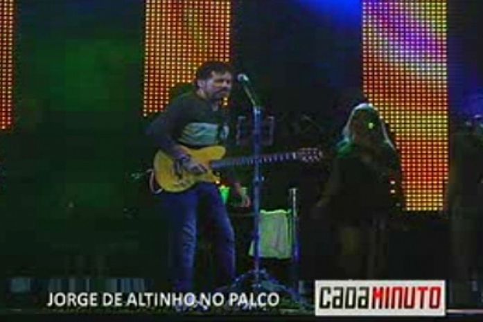 Cantor Jorge de Altinho anima o público