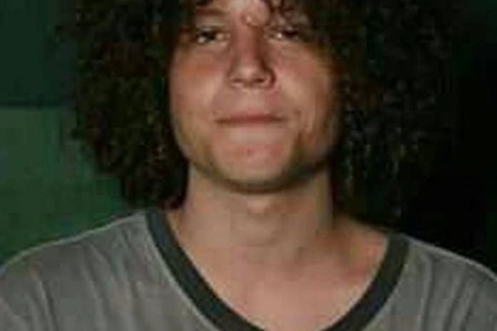 Aos 19 anos, filho de Cássia Eller desiste da música e vai estudar Geografia