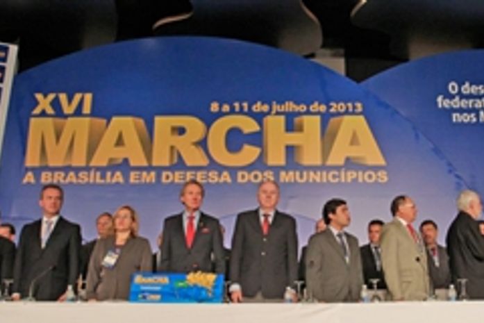 AMA marca presença na XVI Marcha a Brasília em Defesa dos Municípios