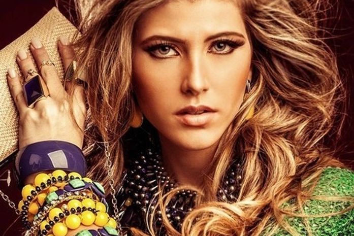 Mulherão em ensaio, nova vilã de 'Malhação' diz não ser sensual: 'Menininha'