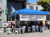 Ato público de policiais federais acontece no Jaraguá