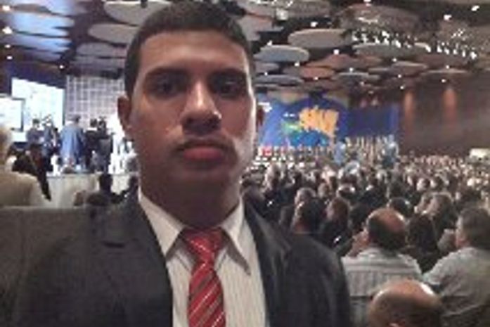 Prefeito de Feira Grande participa da Marcha em Defesa dos Municípios