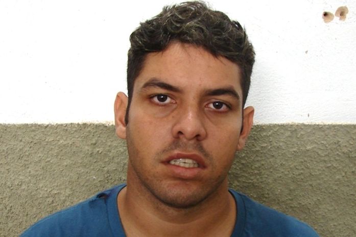 Preso jovem acusado de roubo e receptação de veículo