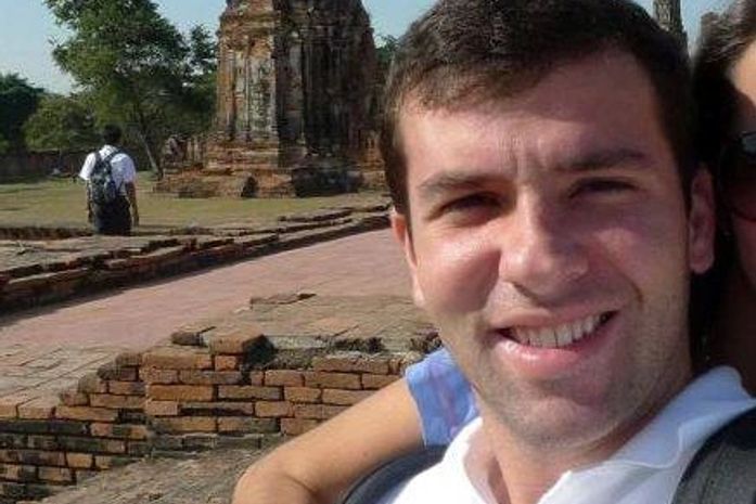 Álvaro Vasconcelos morreu ao ser atropelado por ônibus na AL 101 Sul
