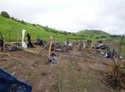 Acampamento destruído