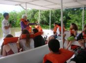 Jovens canadenses conhecem belezas e problemas de complexo estuarino lagunar