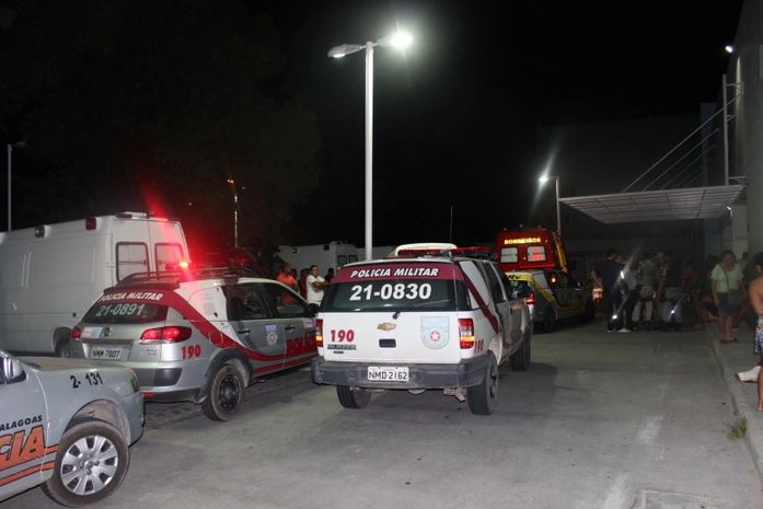 Homem é baleado e tem veículo levado durante sequestro relâmpago