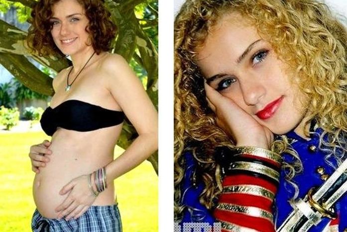 Bem diferente, ex-paquita mostra barriguinha da 2ª gestação; agora é menina