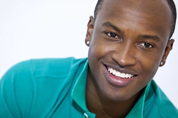 Hospital aguarda resultado de exame para definir tratamento do cantor Thiaguinho