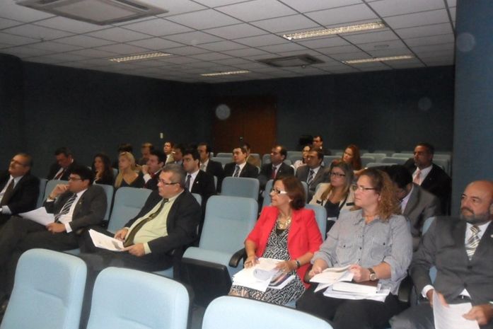 Juízes debateram com o corregedor alternativas para cumprimento de metas