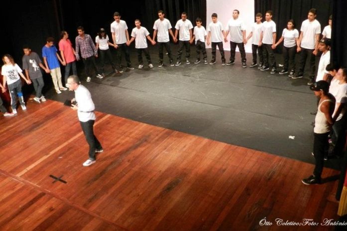 Espetáculo se apresenta no Deodoro