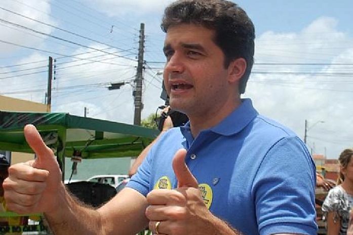 Rui lança campanha publicitária para incrementar o turismo de Maceió