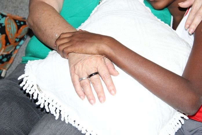 Adoção inter-racial comprova o óbvio: amor não combina com preconceito
