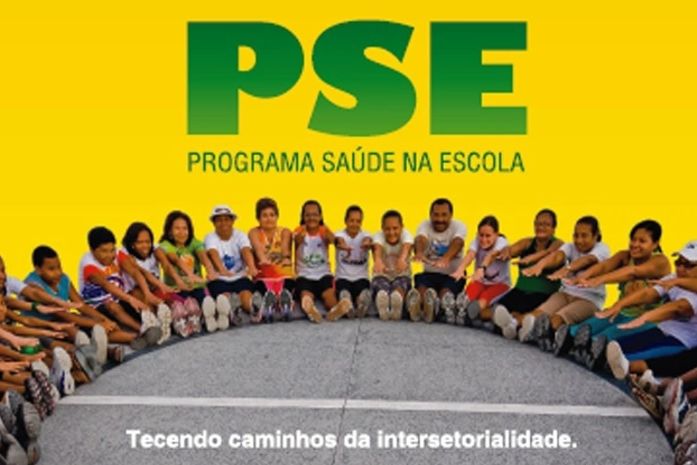 Saúde na escola: Alunos da creche escola Leda Collor passam por triagem auditiva