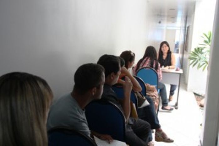 Pré-matrículas do curso de idiomas começam nesta terça-feira