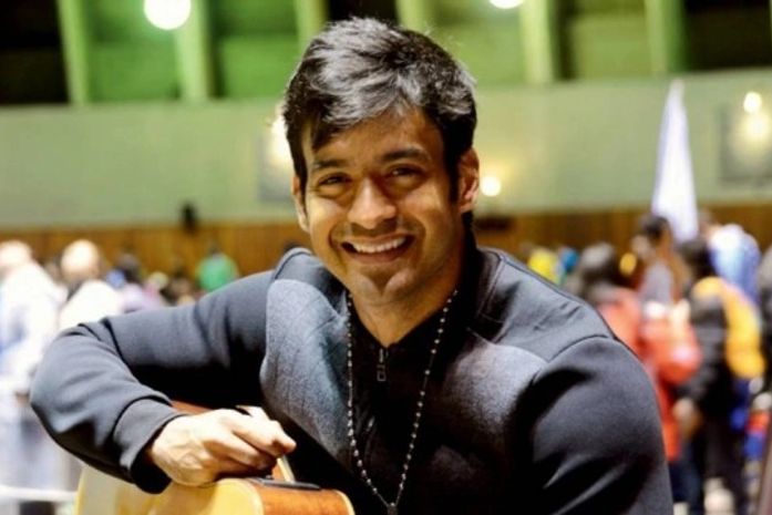 Ex de Deborah Secco conta que ele acabou o namoro: 'Parte amorosa não deu certo'