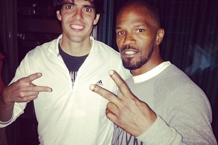 Ídolo que virou fã! Jogador Kaká posa com Jamie Foxx: 'Prazer em te conhecer'