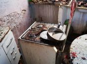 Residência ficou parcialmente destruída