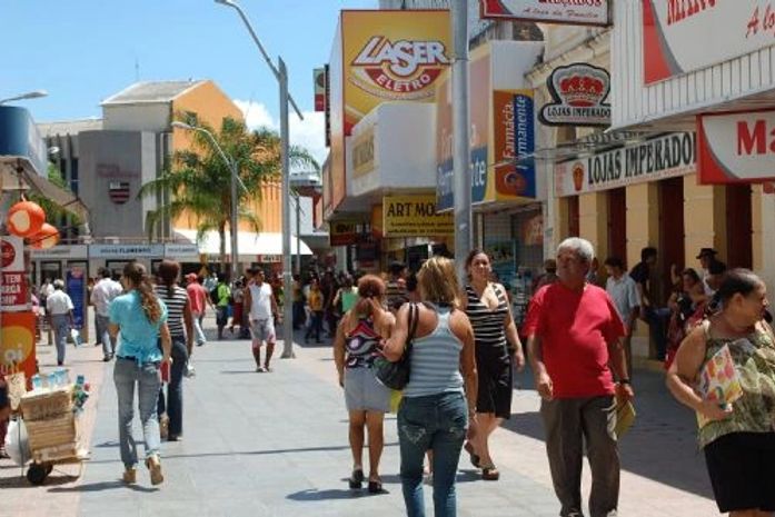 Shoppings e supermercados abrirão normalmente no feriado; Centro será facultativo