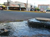 Entupimento de fossas segue sem solução na Amélia Rosa