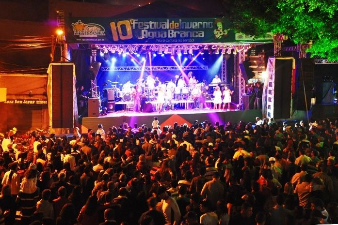 Cantora Margareth Menezes foi a principal atração da noite de sábado no Festival de Inverno