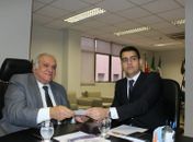 Desembargador José Carlos Malta recebe documentos sobre denúncias da ALE