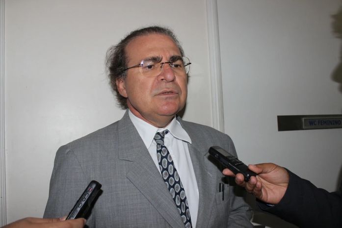 Deputado Olavo Calheiros