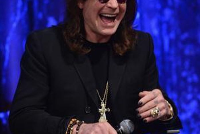 Ozzy diz que baterista do Black Sabbath não pode tocar por estar gordo