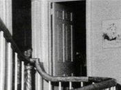 O jovem de 13 anos postou em seu Facebook uma imagem do caso de Amityville com a legenda "Quando você perceber, terá se cagado de medo"