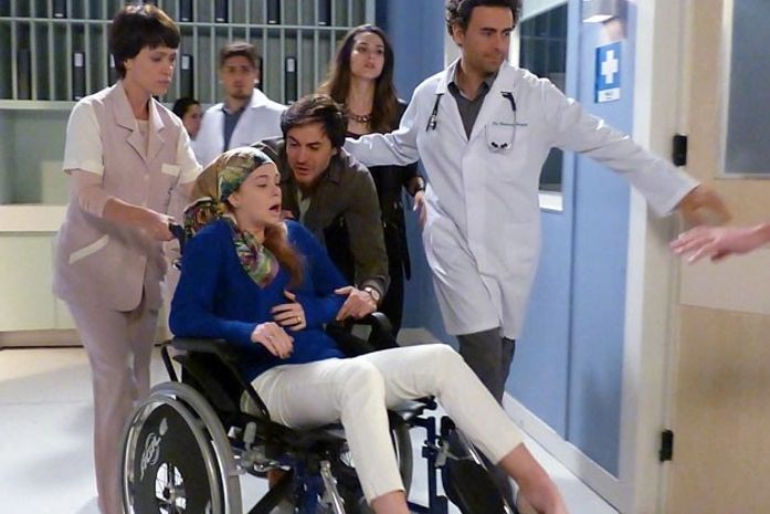 Nicole é internada às pressas pouco antes do dia do casamento