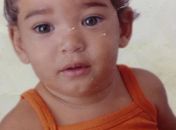 Mãe procura filha de três anos levada pelo pai há 15 dias