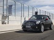 Mini lança família JCW com câmbio automático a partir de R$ 136.950