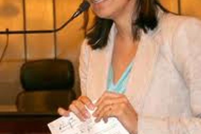 Flavia Cavalcanti, é mais uma a desistir de ser candidata a reeleição