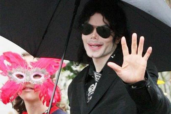 Músicas inéditas de Michael Jackson podem ser lançadas por produtor