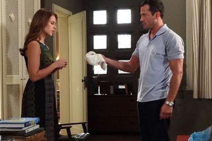 'Amor à Vida': Bruno conta que achou Paulinha em caçamba de lixo