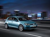 A Volkswagen apresentou nesta terça-feira, no Aeroporto Campo de Marte, em São Paulo, as duas versões do Novo Golf que chegam ao País. O carro será comercializado no Brasil nas versões Highline (1.4) e GTI (2.0).