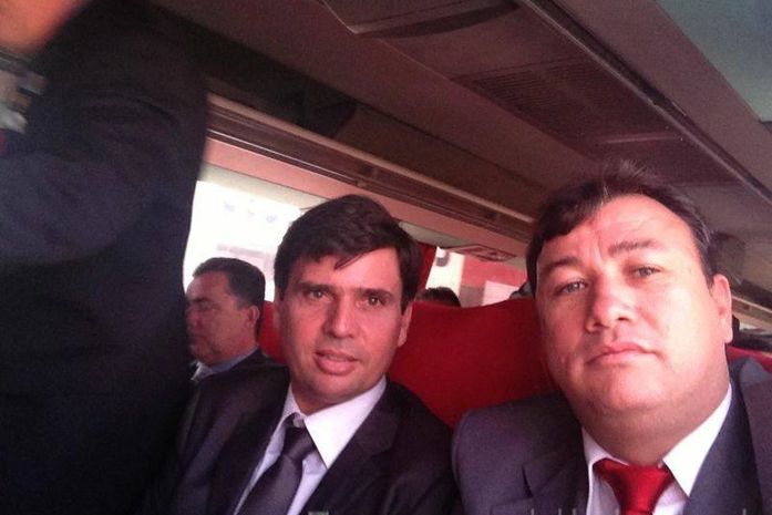 Marcius Beltrão e Cristiano Matheus no aviao da FAB com Dilma