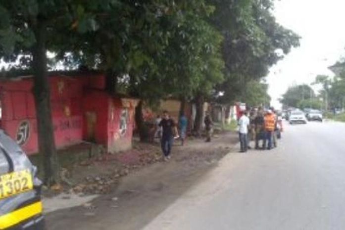 Estabelecimentos às margens da rodovia BR 316 são demolidos