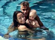 Neymar posta foto com filho e irmã e desabafa: 'Saudade'