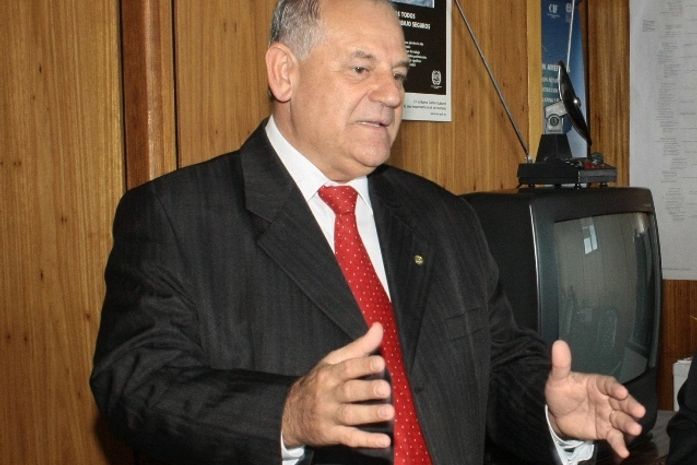 Deputado Givaldo Carimbão