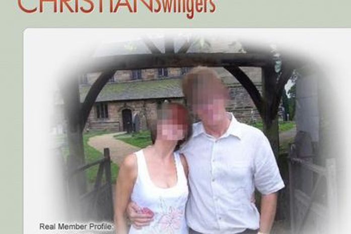 Site reúne casais "cristãos"que desejam fazer suingue