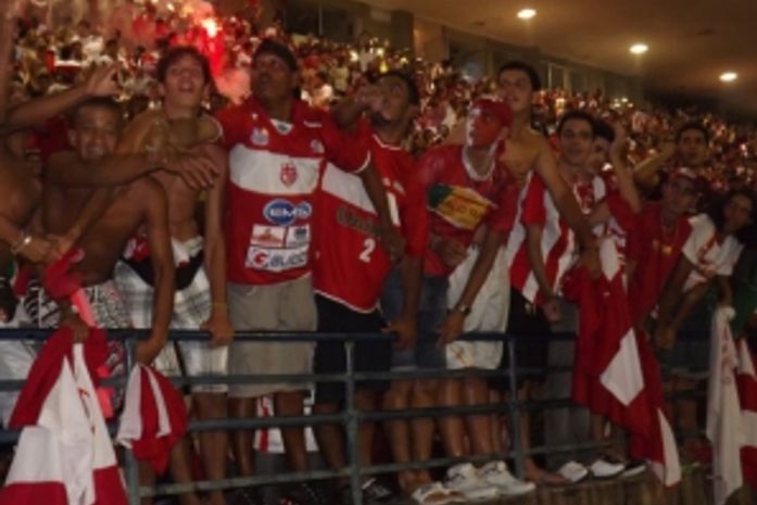 CRB desbanca CSA e aparece como o time de maior torcida em Maceió