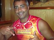 Romário passa bem após cirurgia, garante assessoria