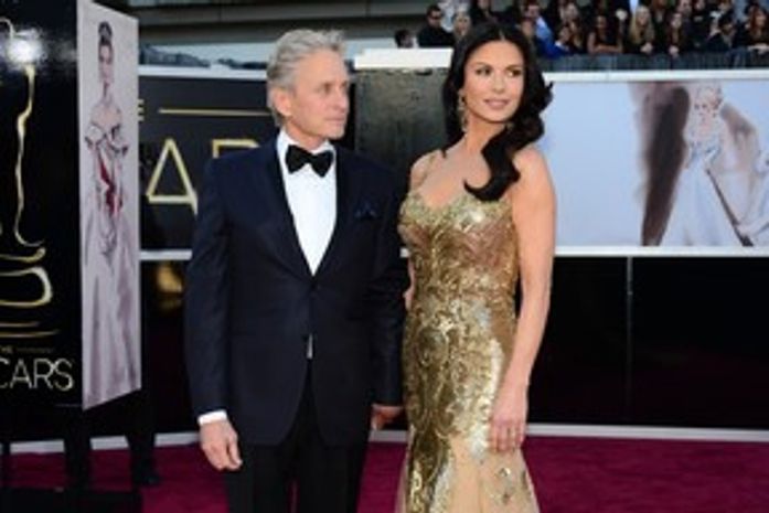 Filho motivou separação de Michael Douglas e Zeta-Jones, diz site