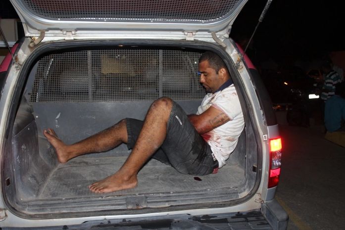 Acusado de tentar assaltar policial é preso; outros dois fugiram