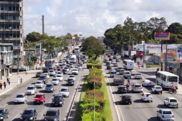 Avenida Fernandes Lima, em Maceió