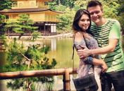 Michel Teló e Thais Fersoza curtem ponto turístico no Japão