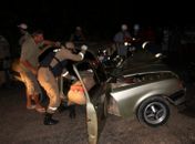 Carro invade contramão e provoca tripla colisão; quatro pessoas ficaram feridas