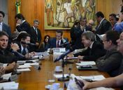 Reunião de líderes partidários com o presidente da Câmara, Henrique Eduardo Alves, para definir a pauta de votações da semana 