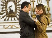 Paloma e Bruno se casam; César agride Félix no evento